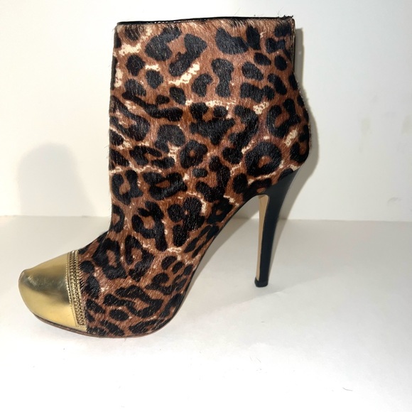 MICHAEL KORS Cheetah CYNTHIA Heels Booties 6M - Picture 3 of 13